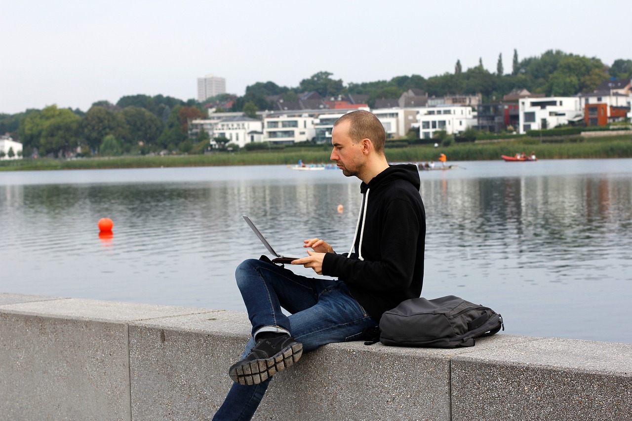 Free WiFi Anywhere: Stay Connected Everywhere